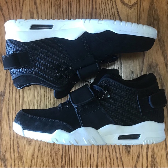 Nike Other - Nike Victor Cruz Air Trainer Suede 777535-004 10.5